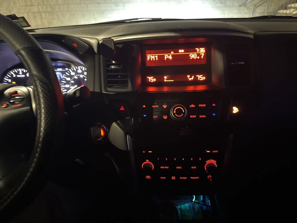 Thumbnail: 2014 Nissan Pathfinder - 9