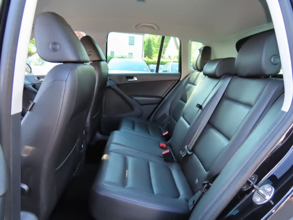 Thumbnail: 2015 Volkswagen Tiguan - 13