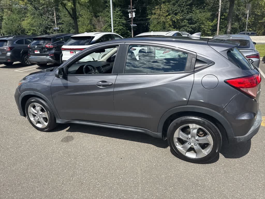 Thumbnail: 2018 Honda HR-V - 11