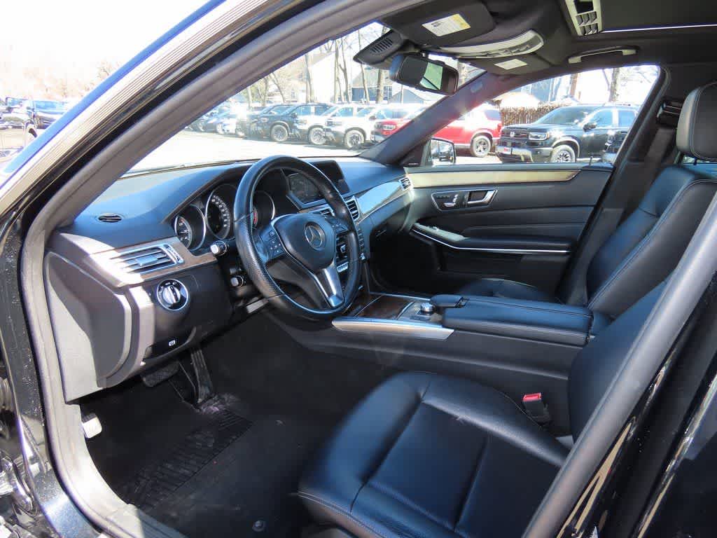 Thumbnail: 2015 Mercedes-Benz E-Class - 2