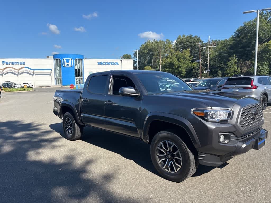 Thumbnail: 2022 Toyota Tacoma - 6