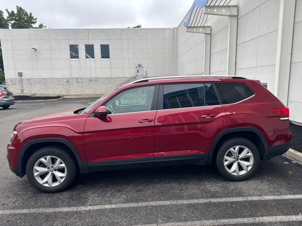 Thumbnail: 2018 Volkswagen Atlas - 2