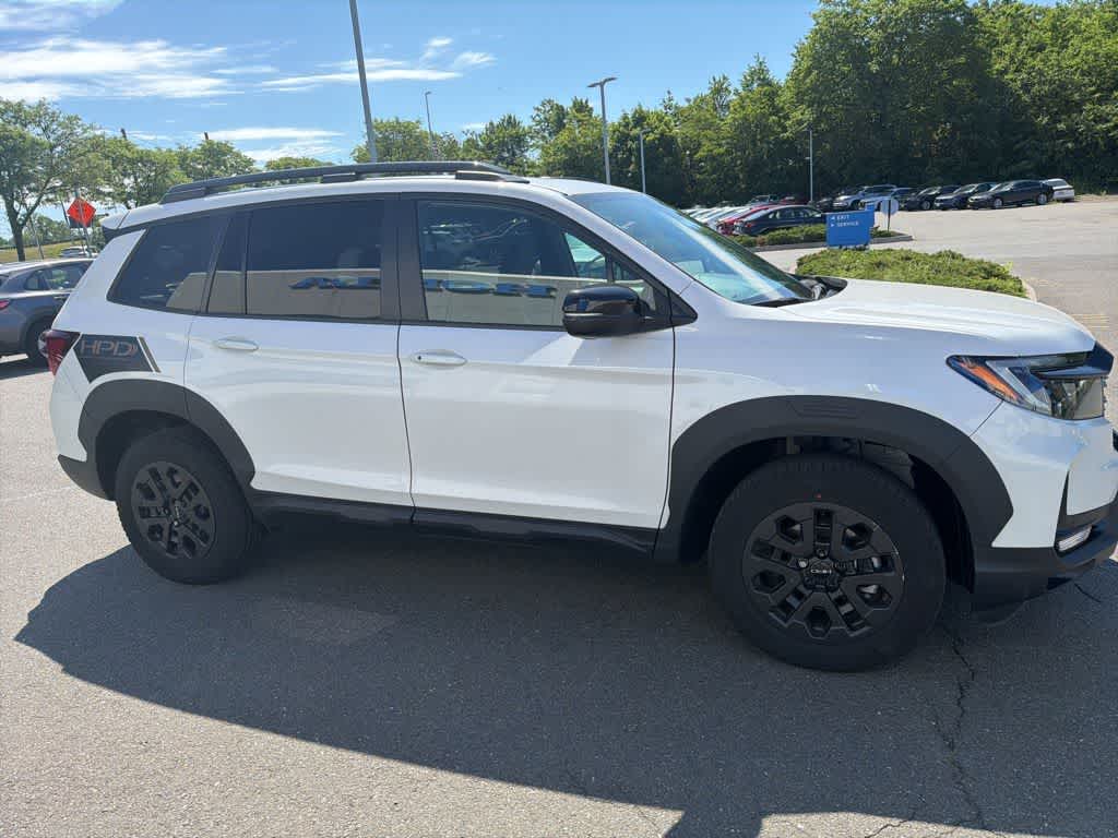 Thumbnail: 2023 Honda Passport - 13
