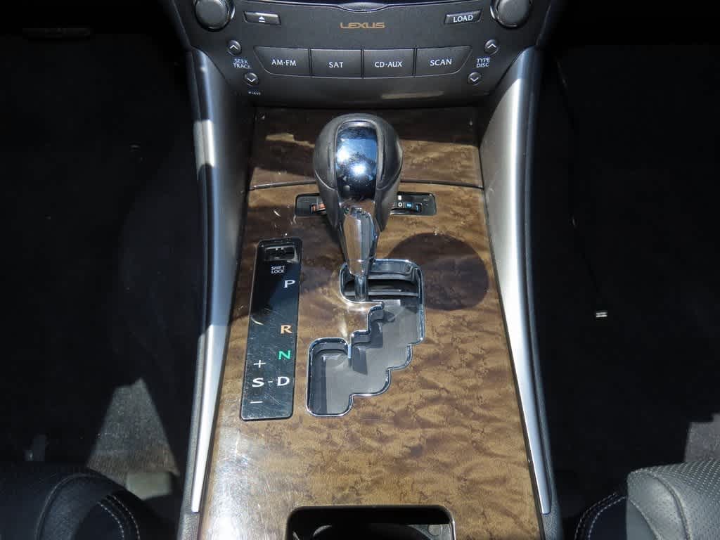 Thumbnail: 2010 Lexus IS - 19