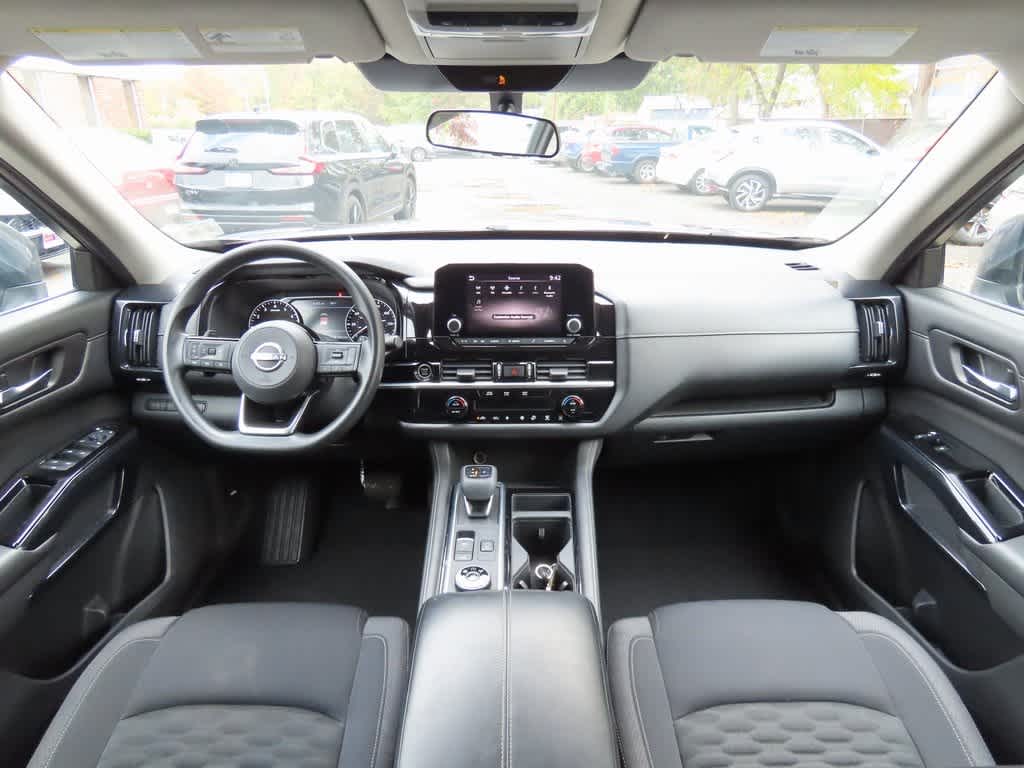 Thumbnail: 2022 Nissan Pathfinder - 19