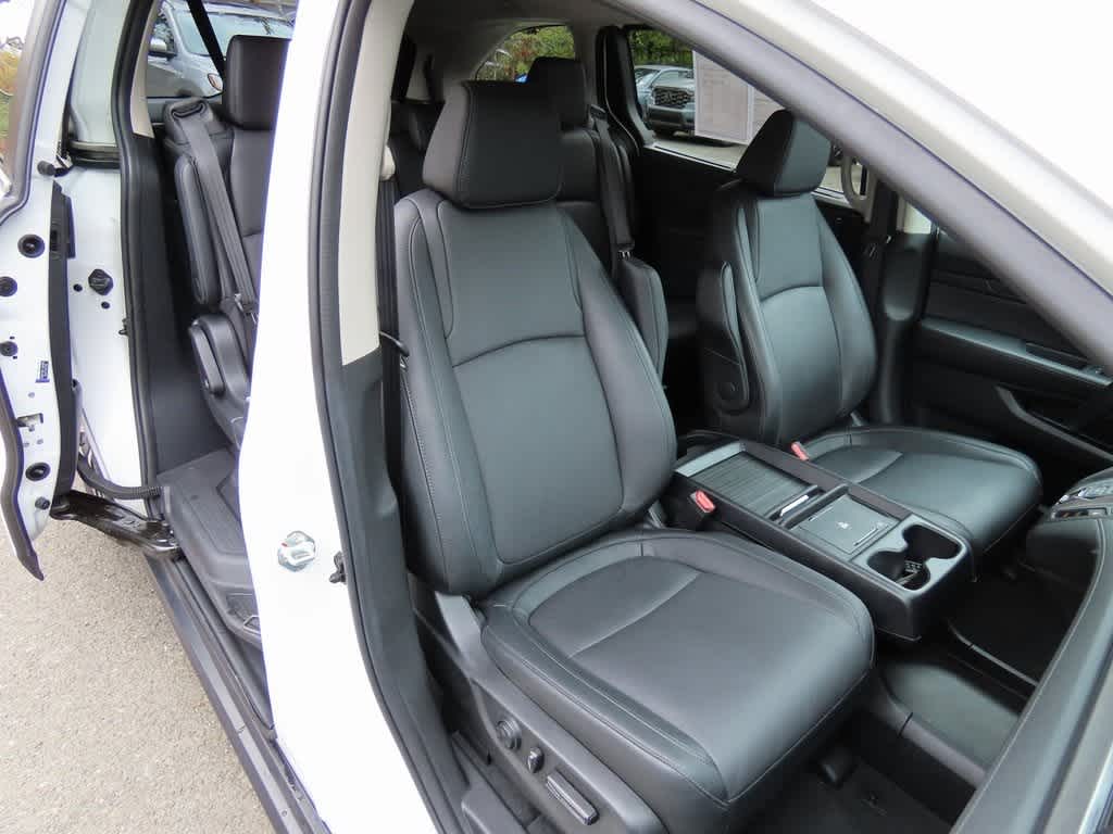 Thumbnail: 2025 Honda Odyssey - 17