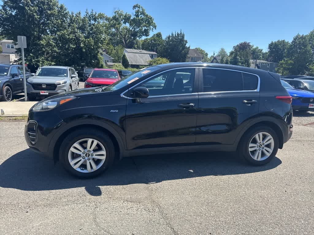 Thumbnail: 2017 Kia Sportage - 5