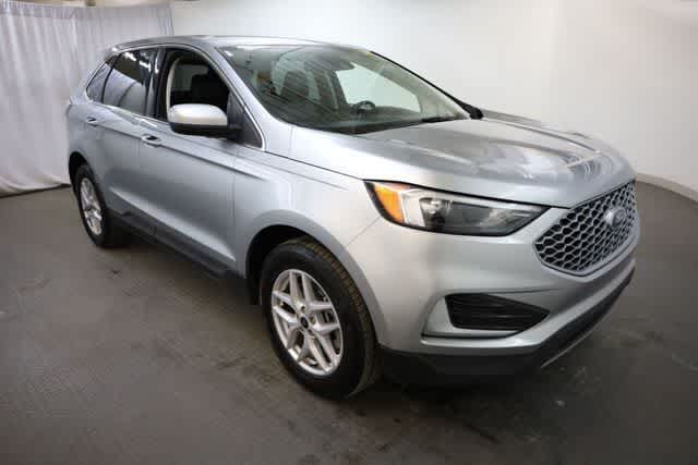 Thumbnail: 2024 Ford Edge - 9