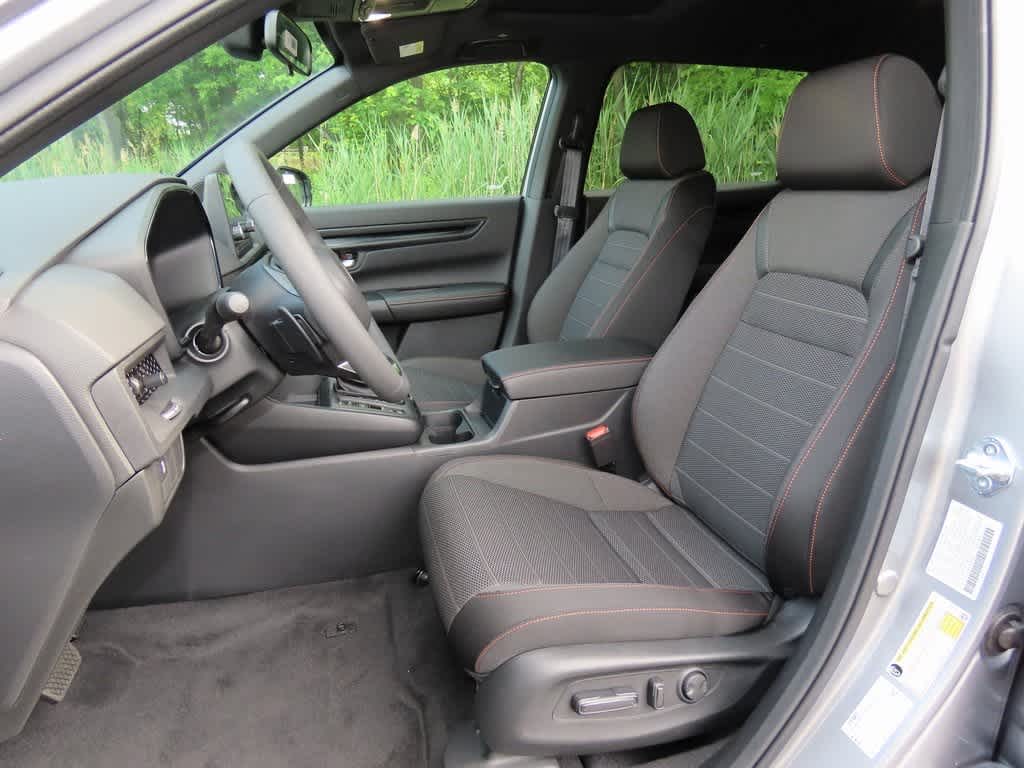 2025 Honda CR-V Sport 13