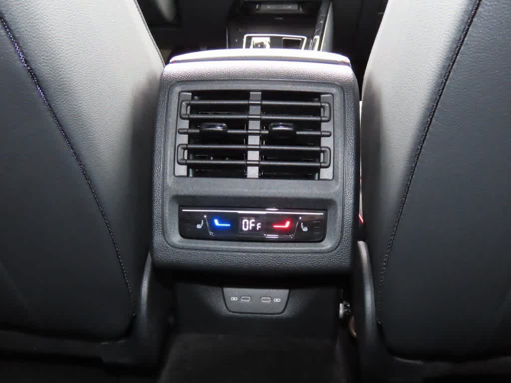 Thumbnail: 2024 Volkswagen Golf - 24