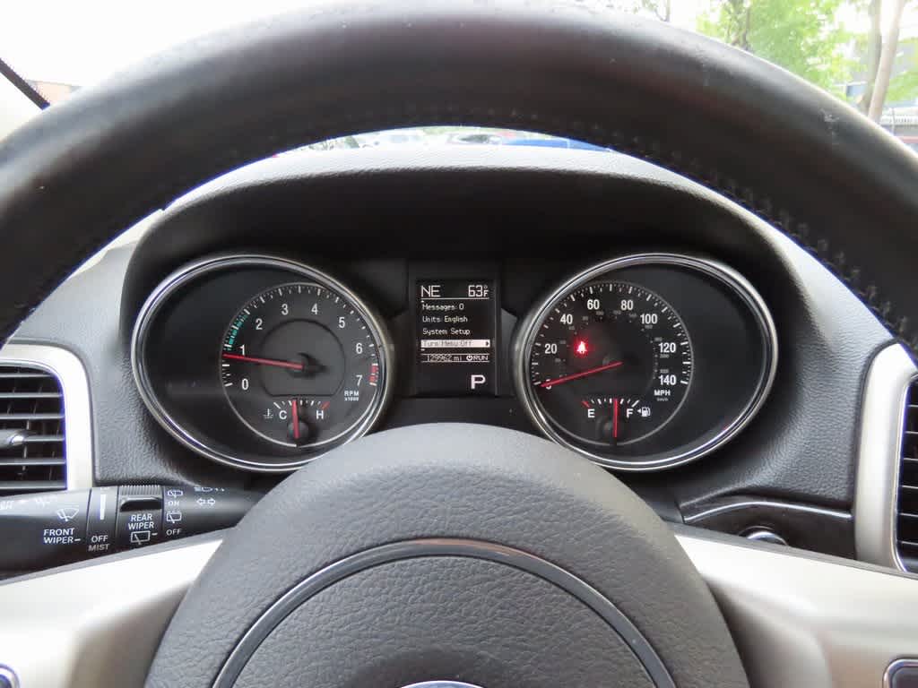 Thumbnail: 2011 Jeep Grand Cherokee - 25
