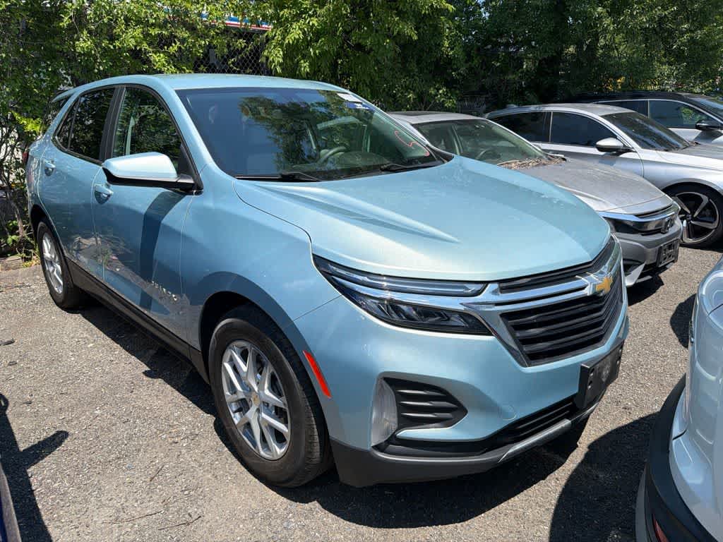 Thumbnail: 2022 Chevrolet Equinox - 2