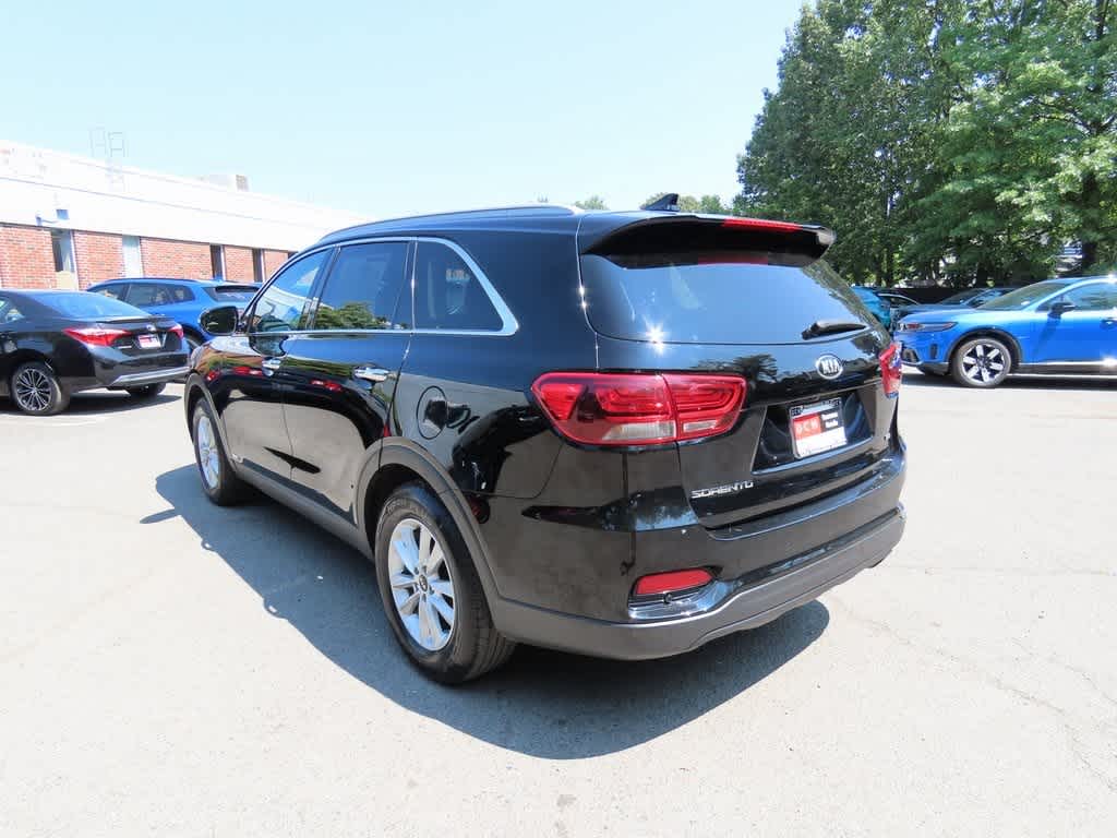 Thumbnail: 2019 Kia Sorento - 4