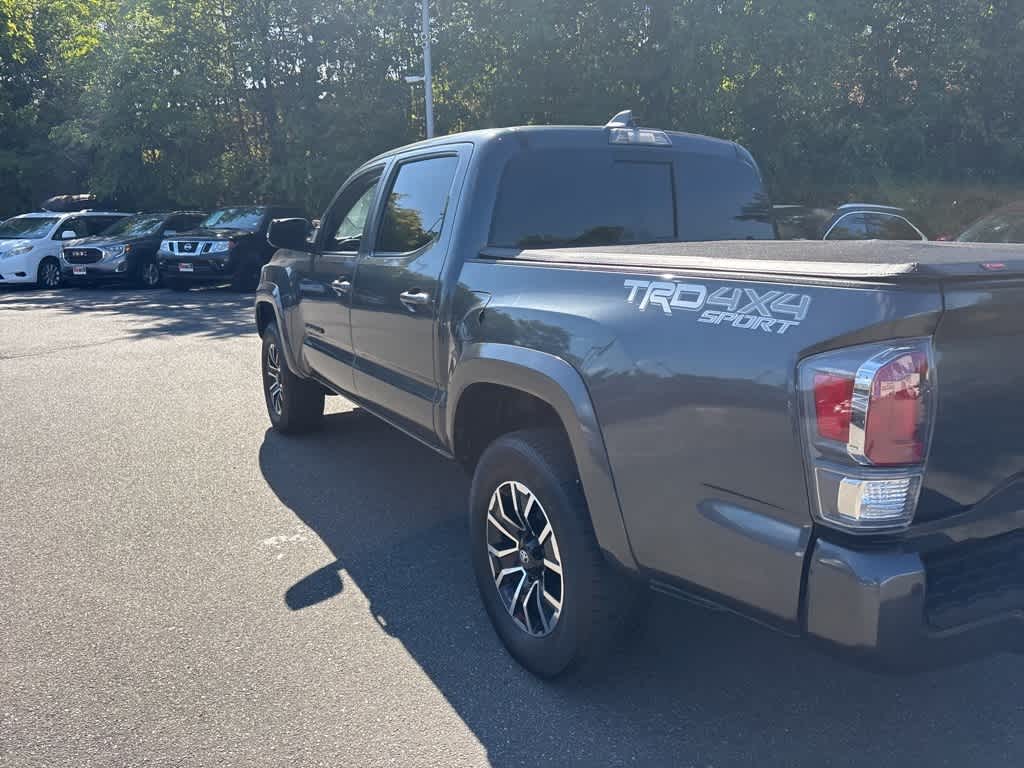 Thumbnail: 2022 Toyota Tacoma - 10