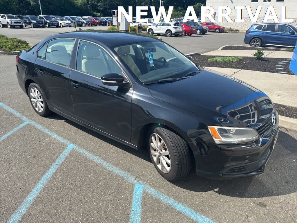 Thumbnail: 2011 Volkswagen Jetta - 5