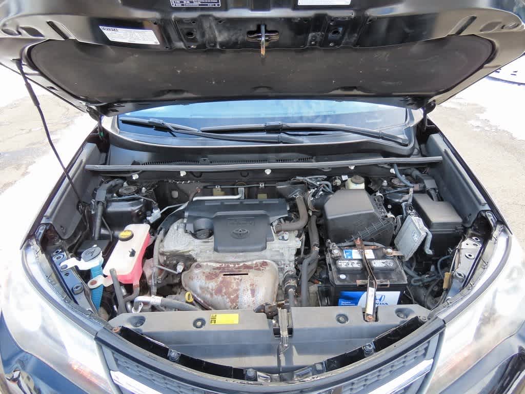 Thumbnail: 2015 Toyota RAV4 - 10