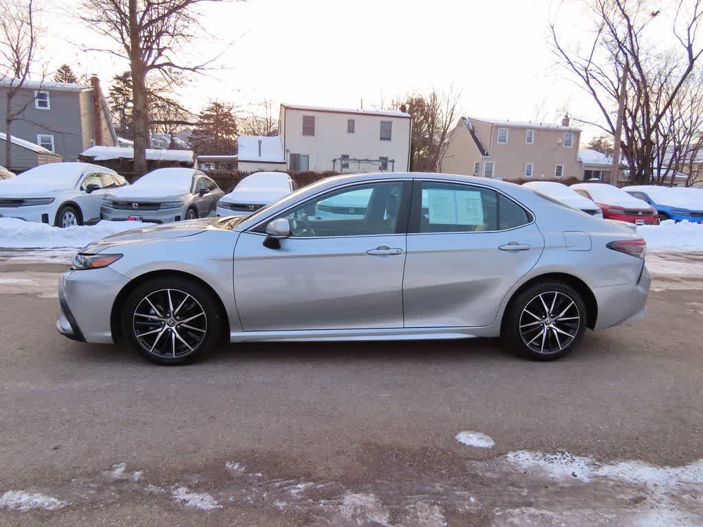 Thumbnail: 2024 Toyota Camry - 3