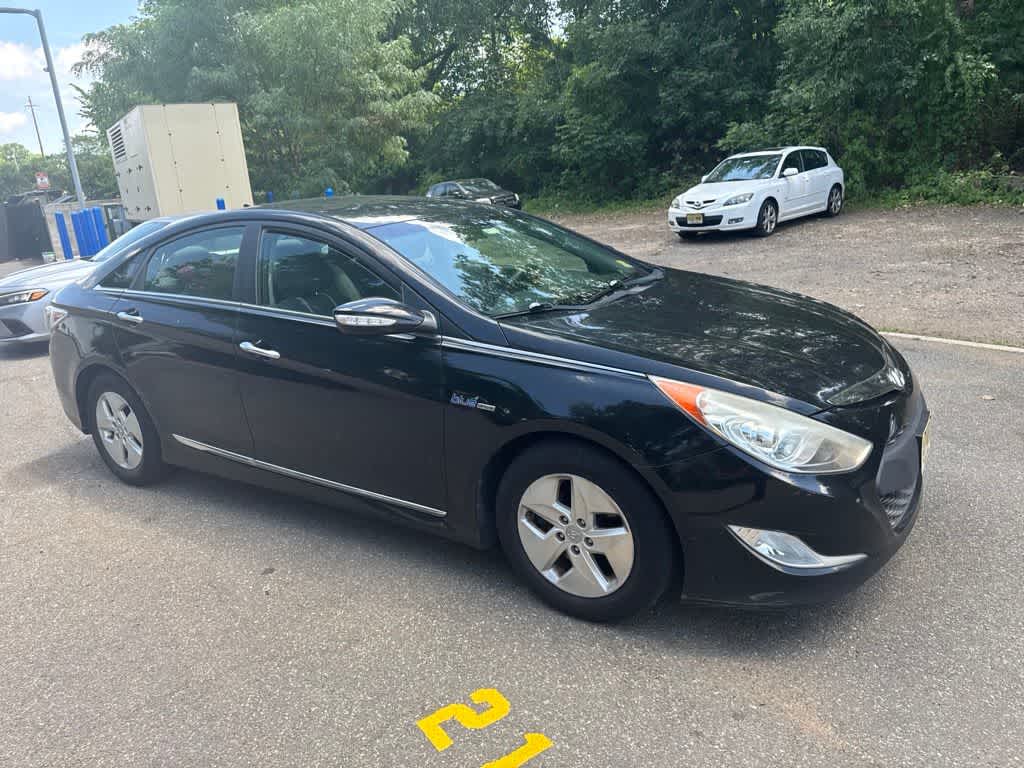 Thumbnail: 2011 Hyundai Sonata - 3