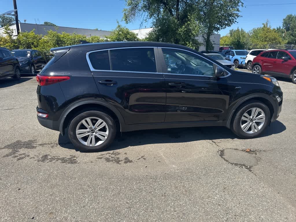 Thumbnail: 2017 Kia Sportage - 22