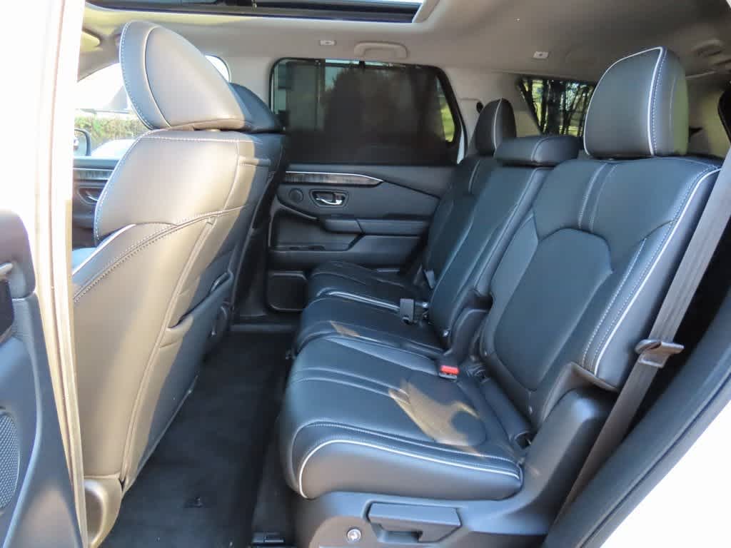 Thumbnail: 2023 Honda Pilot - 15