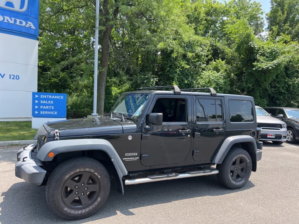 Thumbnail: 2016 Jeep Wrangler - 18