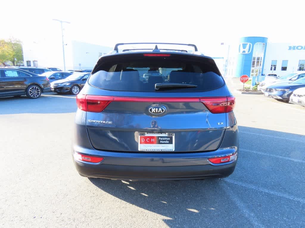 Thumbnail: 2017 Kia Sportage - 5