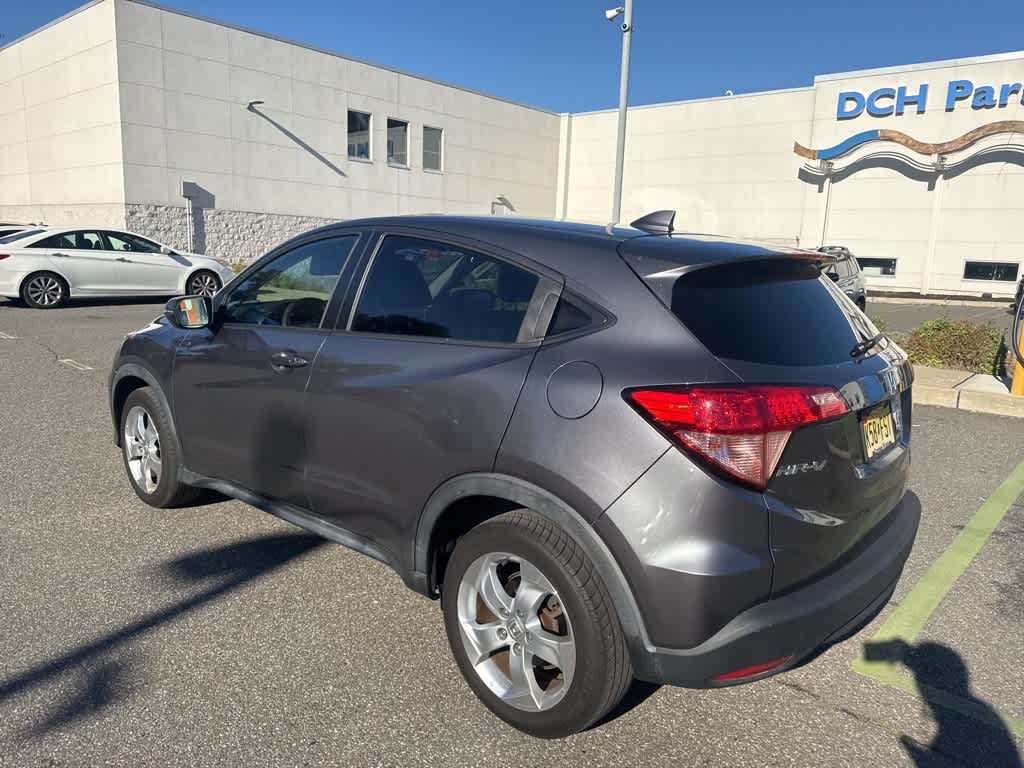 Thumbnail: 2016 Honda HR-V - 12