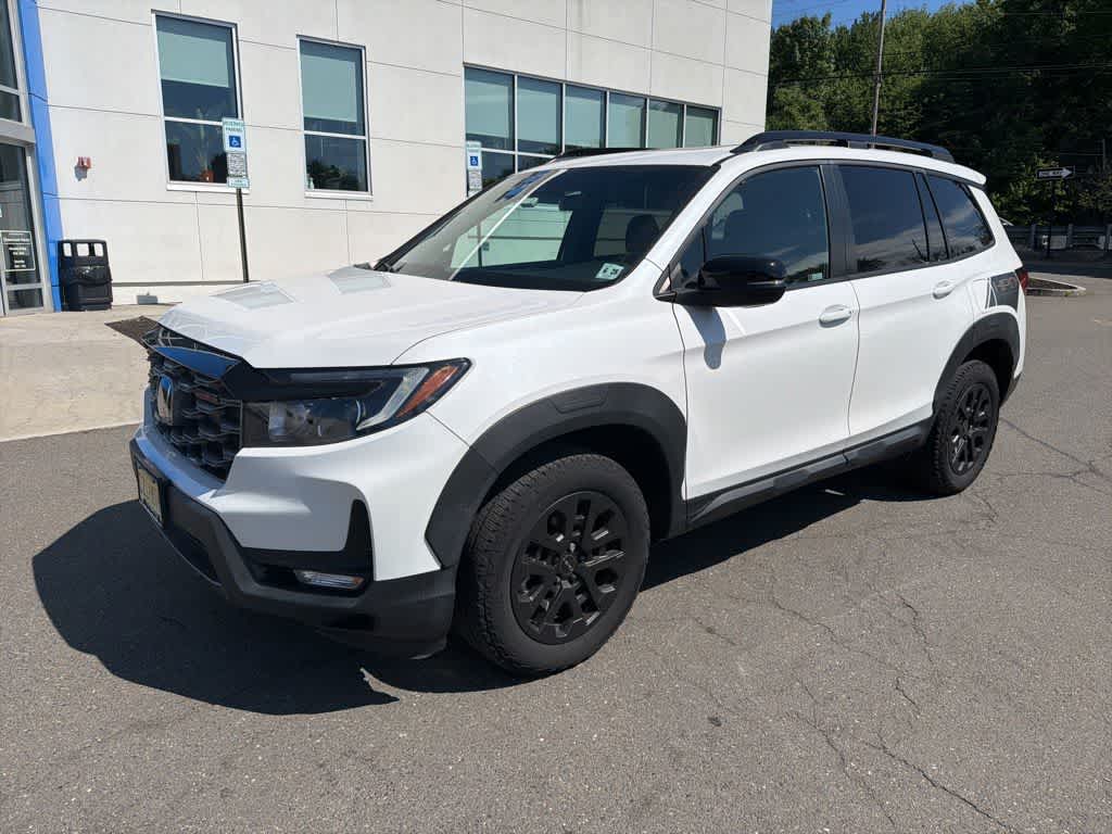 2023 Honda Passport 3.5 TrailSport 4WD Auto's photo