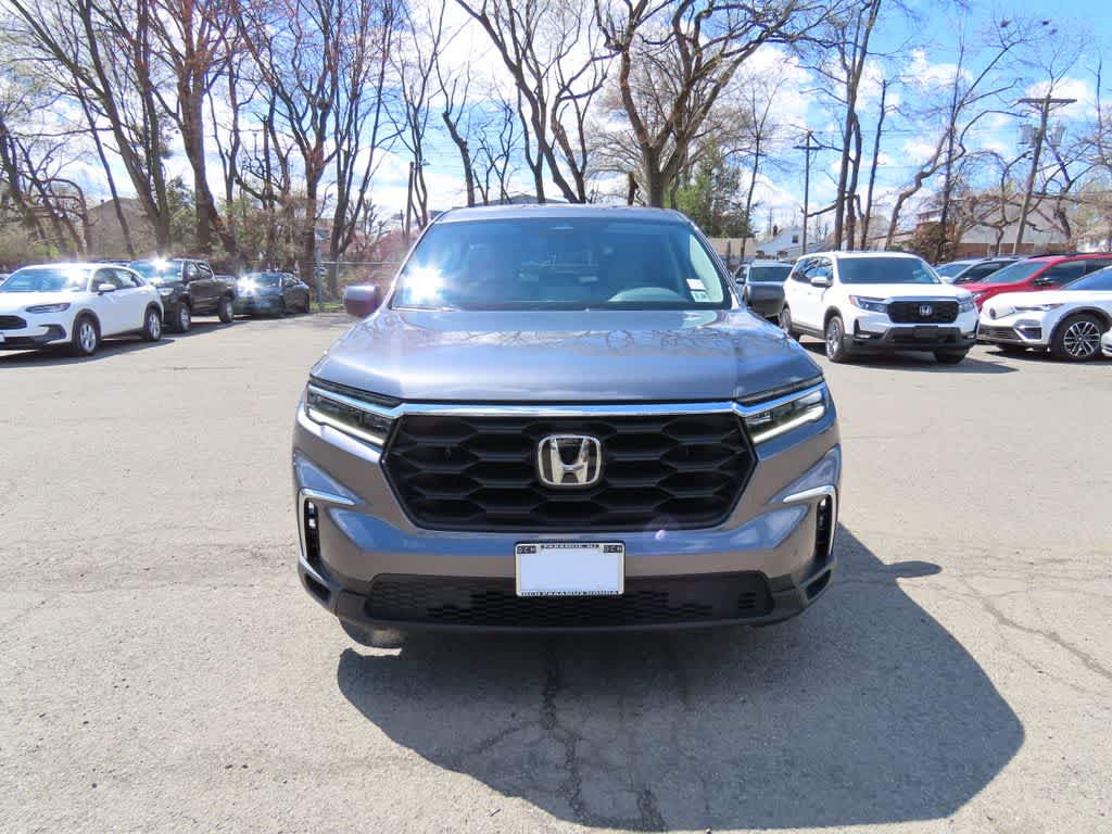 Thumbnail: 2023 Honda Pilot - 6