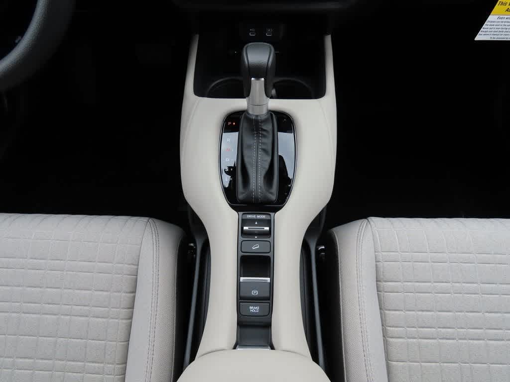 2026 Honda HR-V LX 22