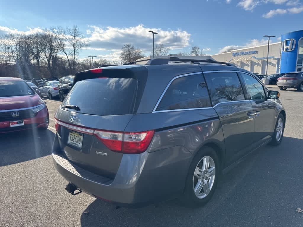 Thumbnail: 2013 Honda Odyssey - 10