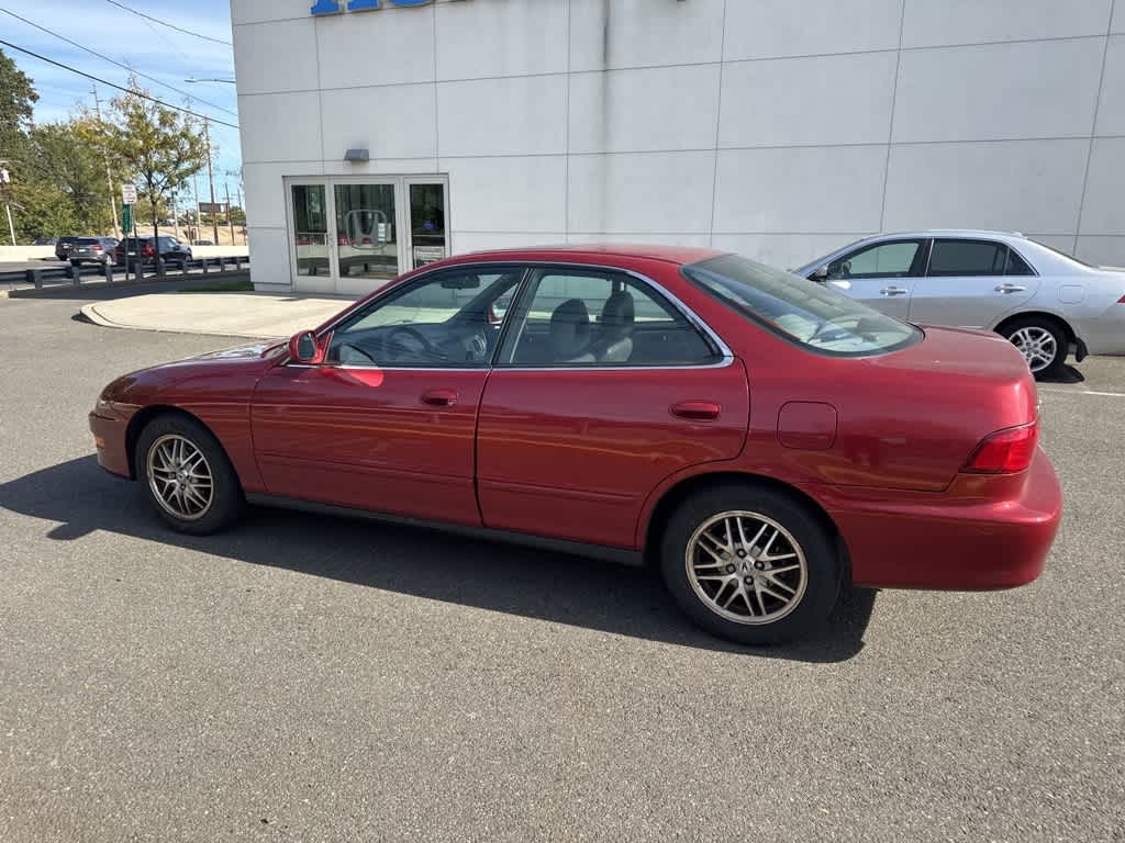 Thumbnail: 2000 Acura Integra - 2