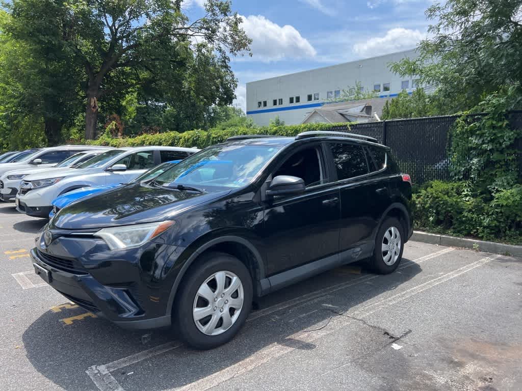 Thumbnail: 2018 Toyota RAV4 - 7