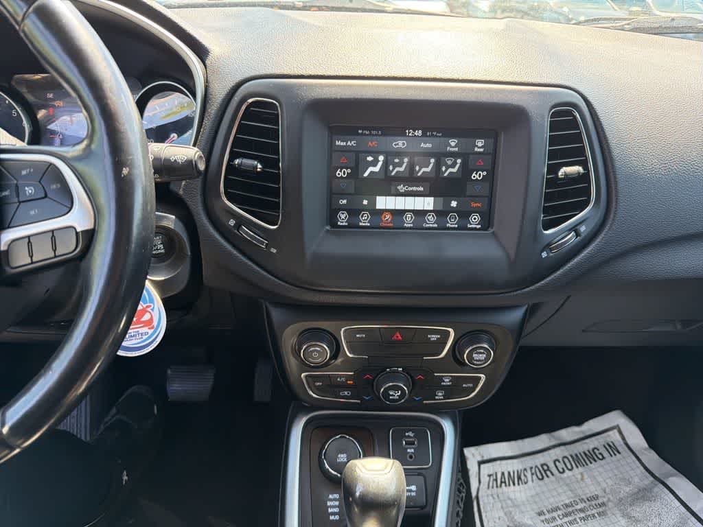 Thumbnail: 2018 Jeep Compass - 34