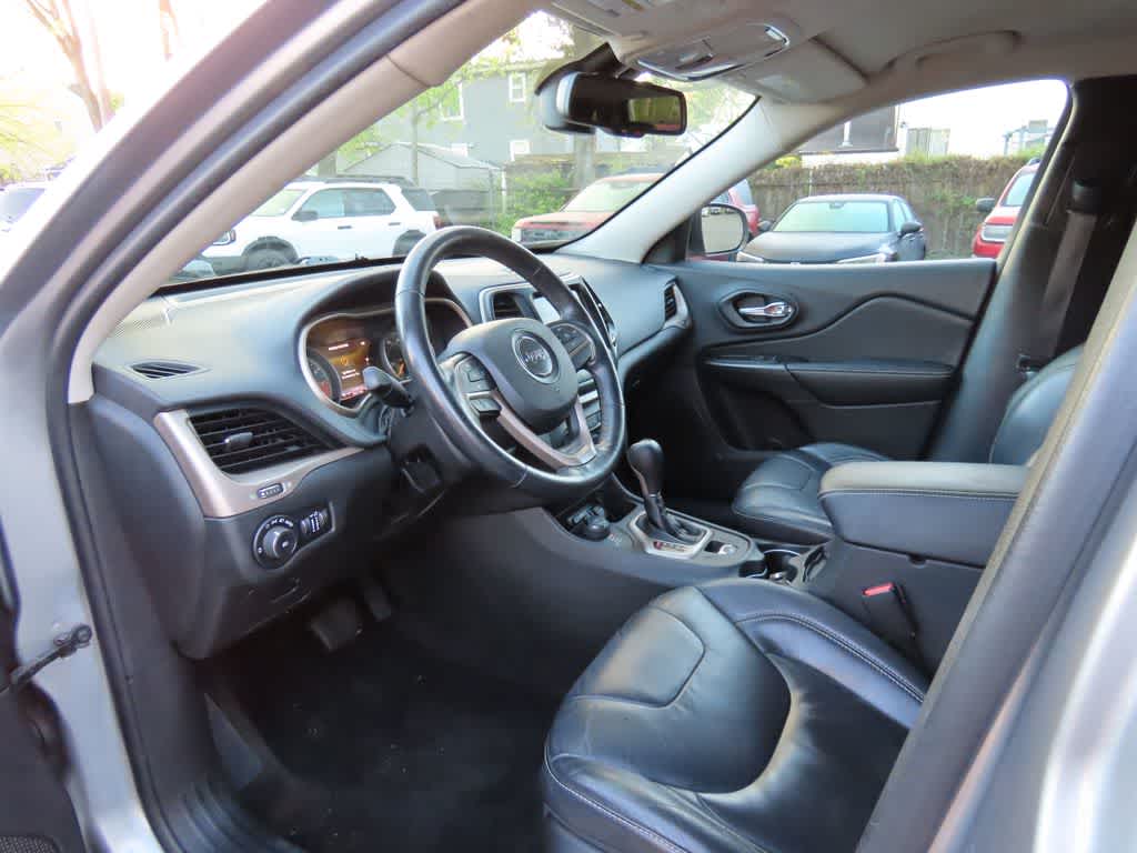 Thumbnail: 2015 Jeep Cherokee - 2