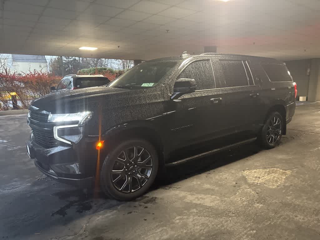 Thumbnail: 2024 Chevrolet Suburban - 3