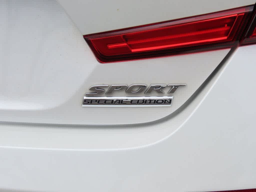 Thumbnail: 2022 Honda Accord - 8