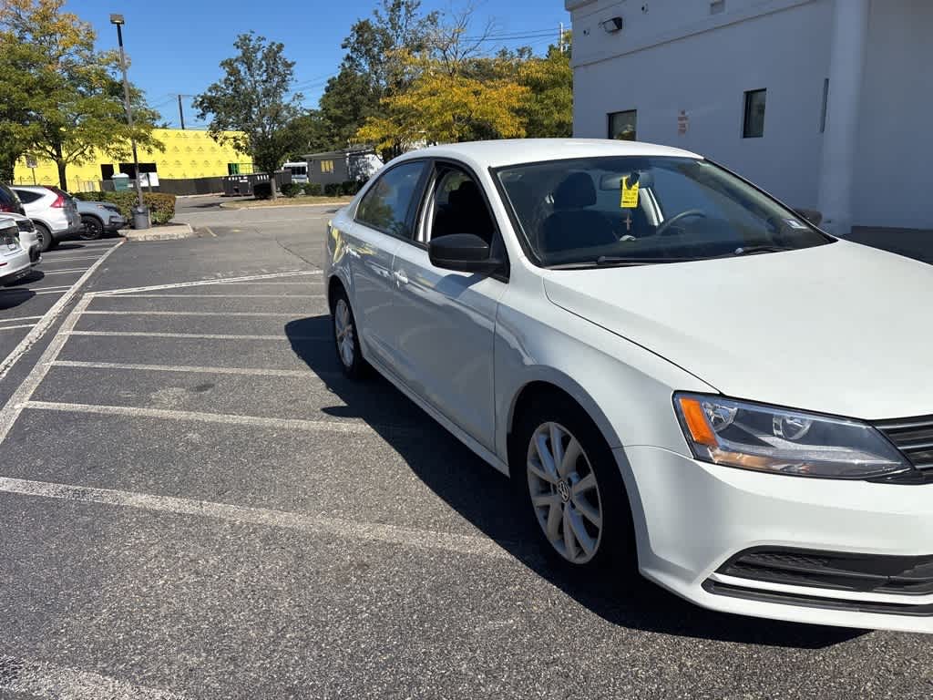 Thumbnail: 2015 Volkswagen Jetta - 4