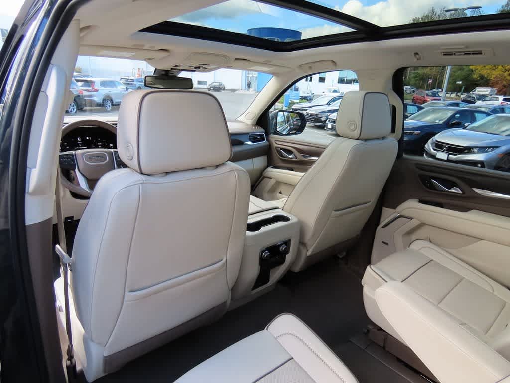 Thumbnail: 2022 GMC Yukon XL - 15