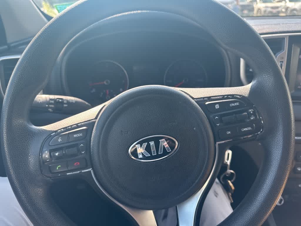 Thumbnail: 2017 Kia Sportage - 11
