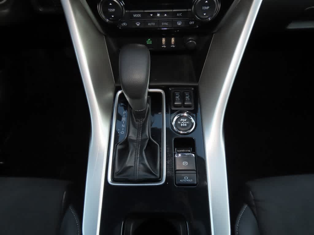 Thumbnail: 2022 Mitsubishi Eclipse Cross - 23