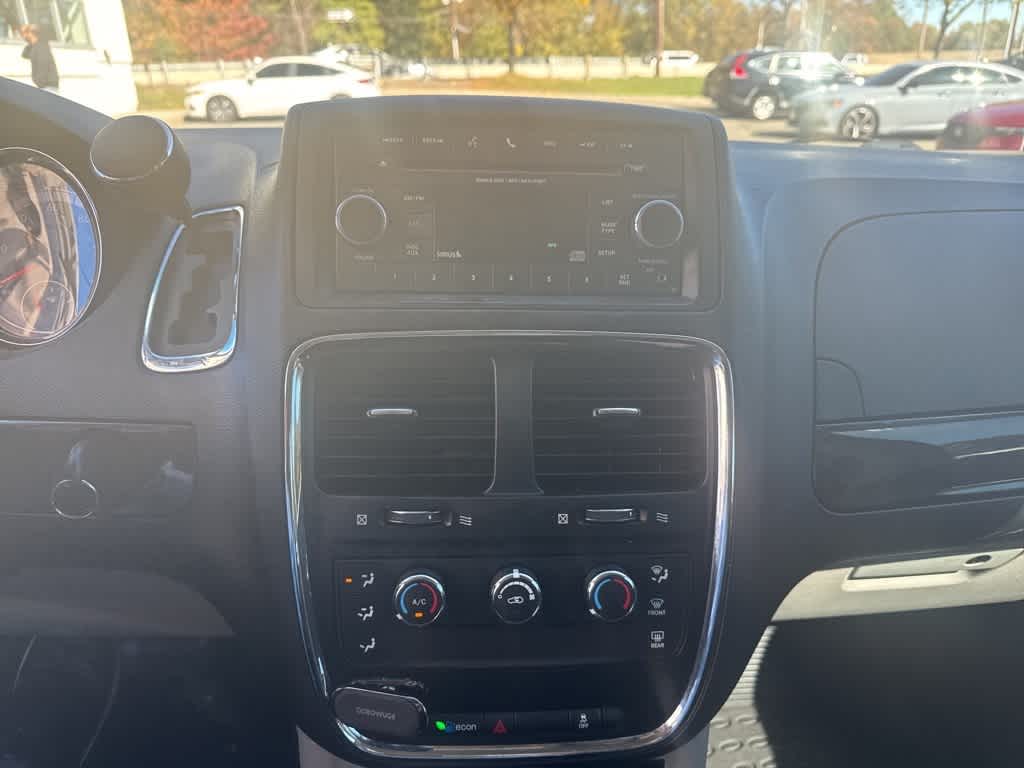 Thumbnail: 2013 Dodge Grand Caravan - 9