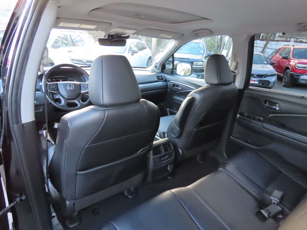 Thumbnail: 2020 Honda Pilot - 17