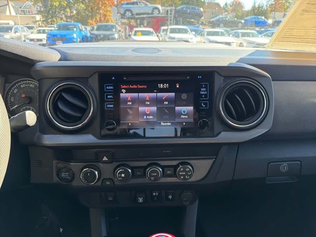 Thumbnail: 2019 Toyota Tacoma - 14