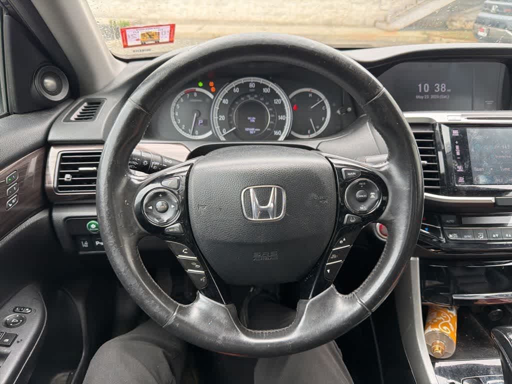 Thumbnail: 2017 Honda Accord - 16