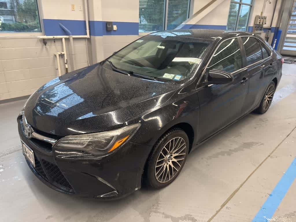 Thumbnail: 2015 Toyota Camry - 3
