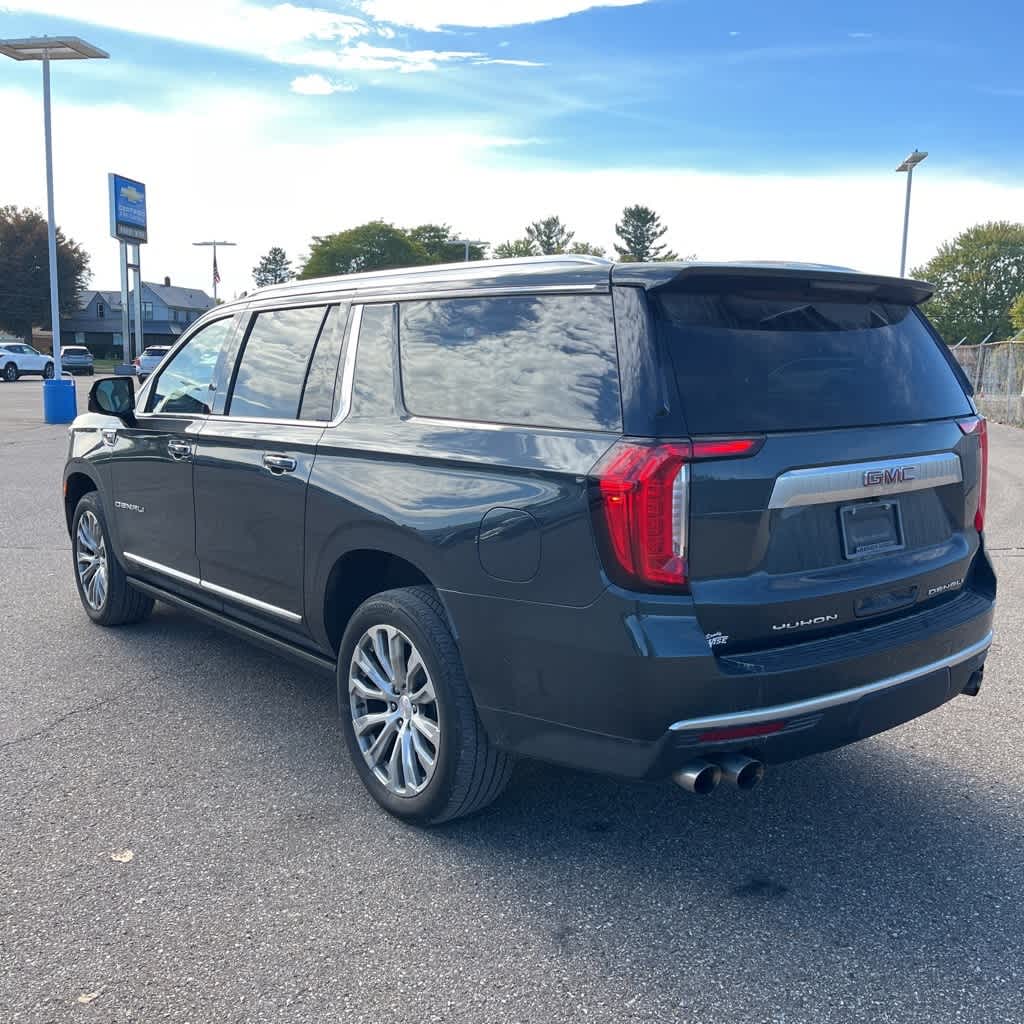 Thumbnail: 2022 GMC Yukon XL - 11
