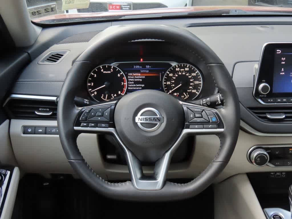 Thumbnail: 2022 Nissan Altima - 19