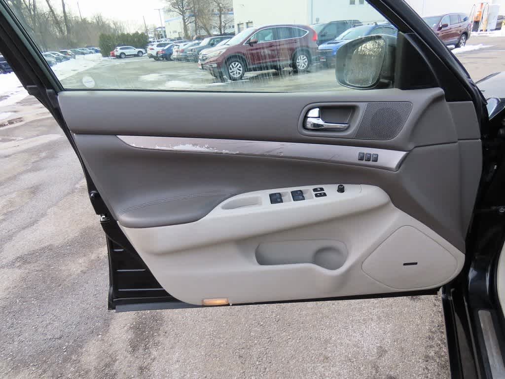 Thumbnail: 2013 INFINITI G37 - 14