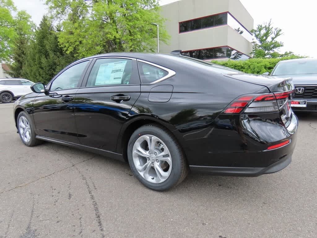 New 2025 Honda Accord LX Sedan